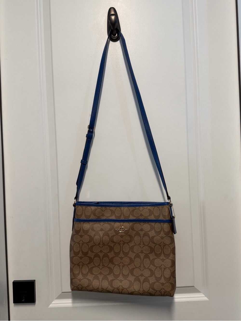 Coach Signature C Tan & Blue Crossbody Shoulder Bag Adjustable Strap